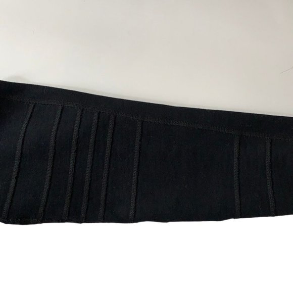 Women's Lululemon Black Scuba Hoodie Size 6 EUC - Picture 5 of 6